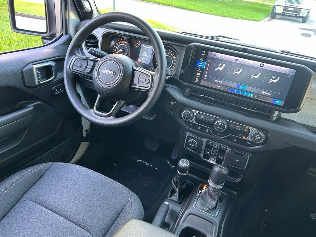 new 2026 Jeep Wrangler car