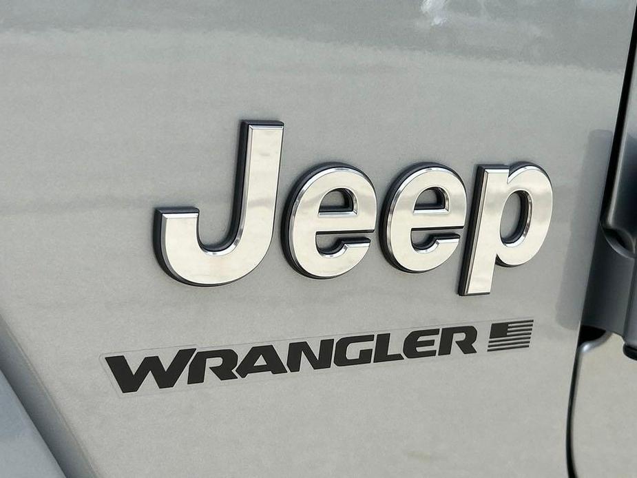 new 2024 Jeep Wrangler car, priced at $54,859