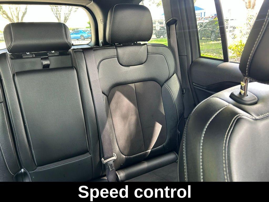 used 2024 Jeep Grand Cherokee car, priced at $33,996