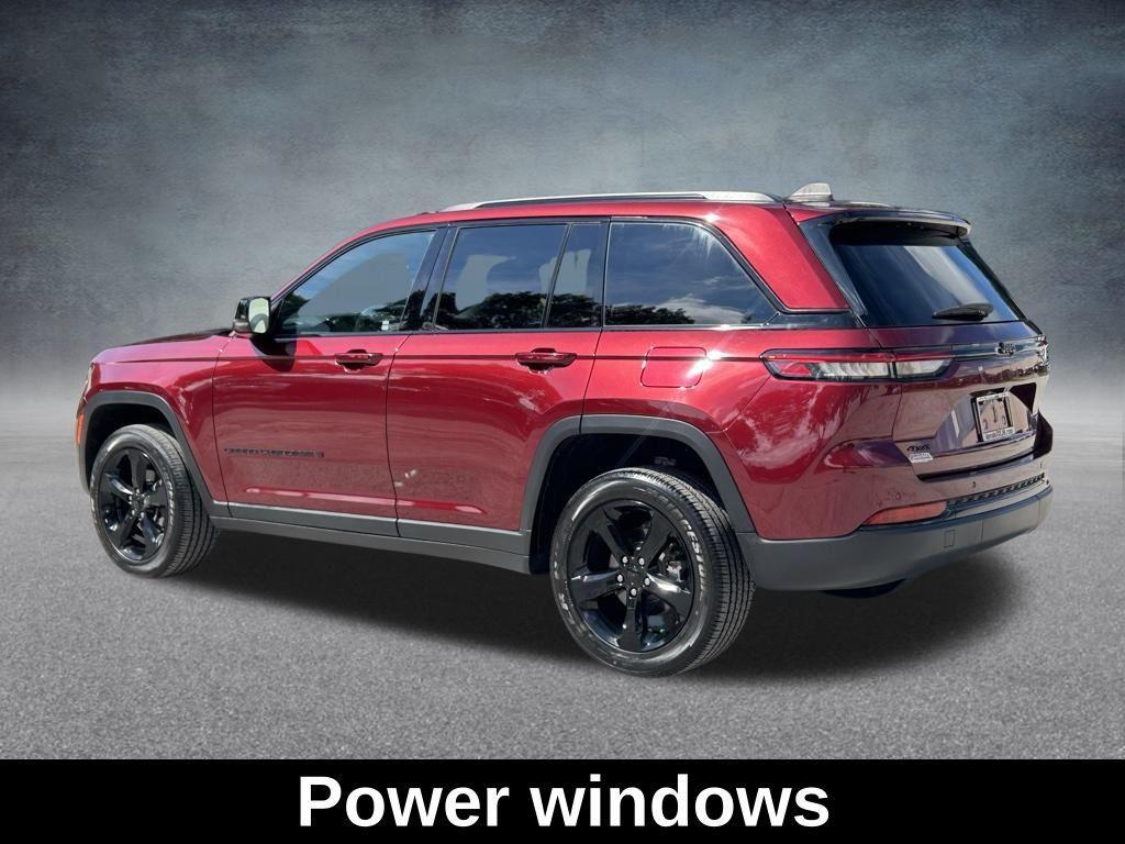 used 2024 Jeep Grand Cherokee car, priced at $33,996