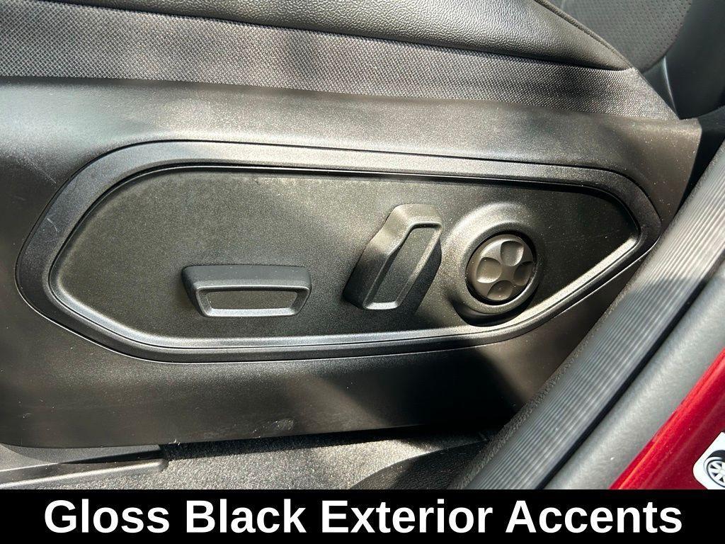 used 2024 Jeep Grand Cherokee car, priced at $33,996