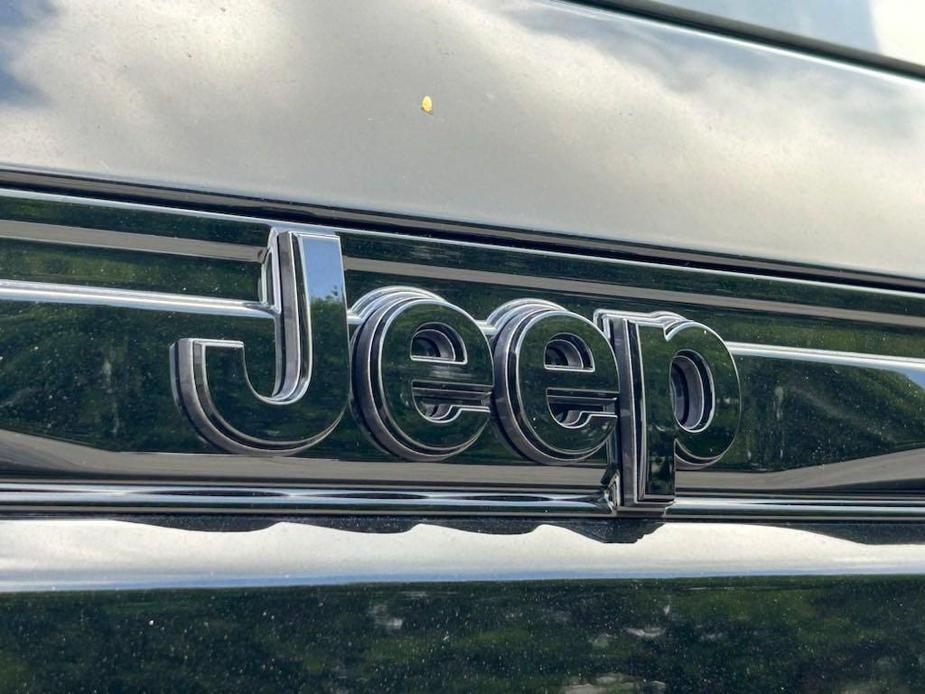 new 2024 Jeep Grand Cherokee car, priced at $43,018