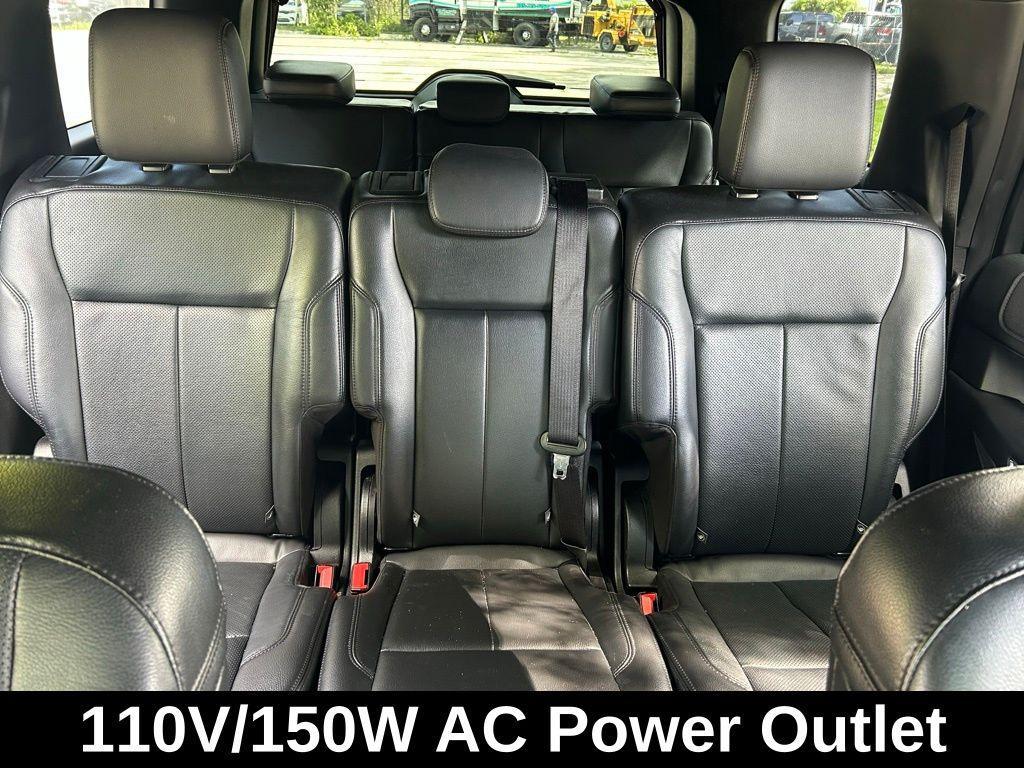 used 2018 Ford Expedition car, priced at $23,668