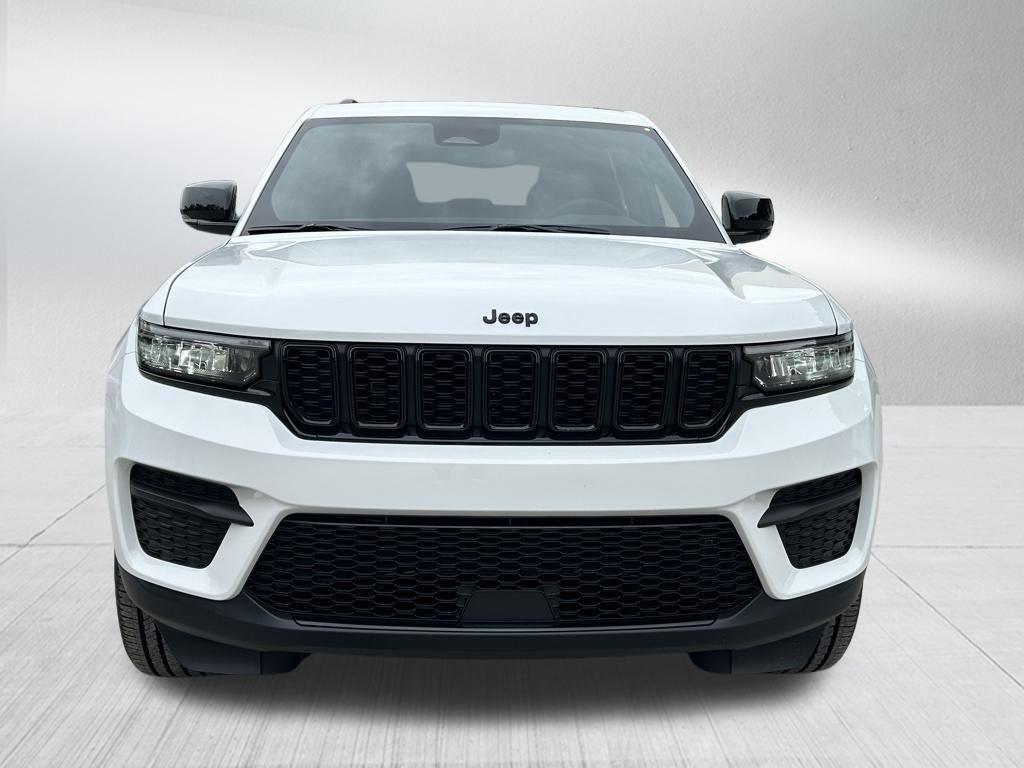 new 2024 Jeep Grand Cherokee car, priced at $38,138