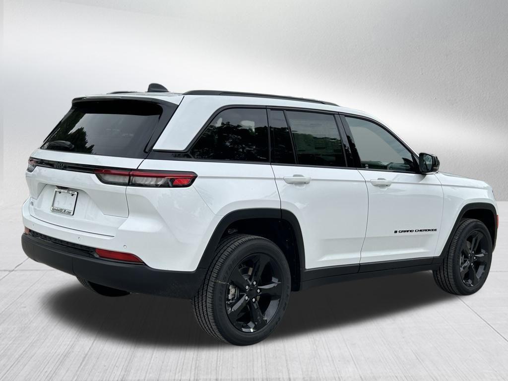 new 2024 Jeep Grand Cherokee car, priced at $38,138