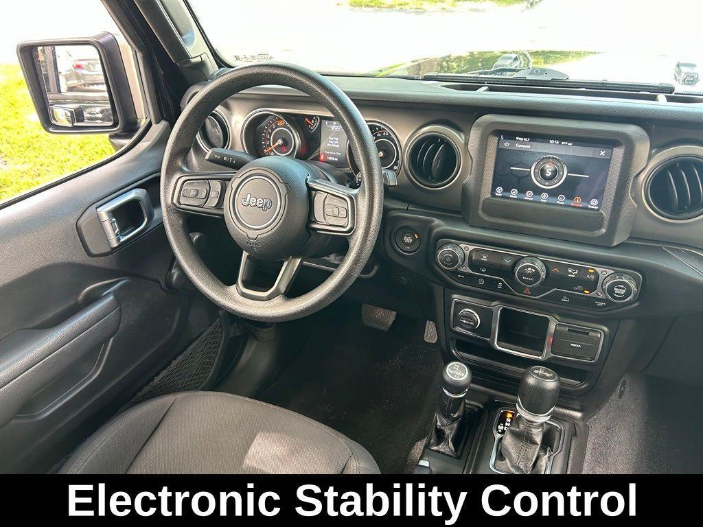 used 2022 Jeep Wrangler Unlimited car, priced at $30,997