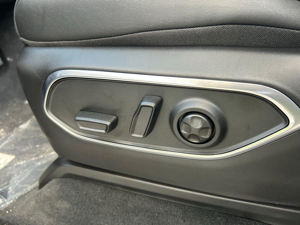 new 2025 Jeep Wagoneer car, priced at $57,089