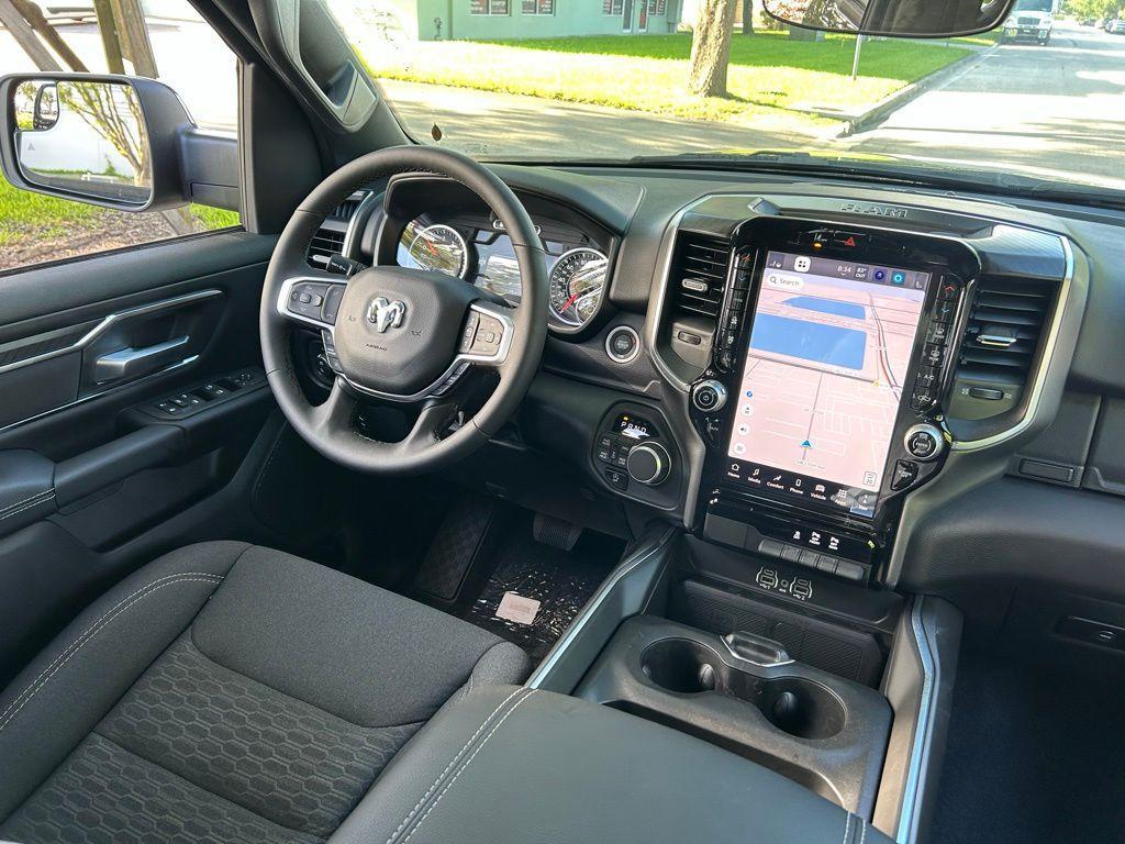 new 2025 Ram 1500 car, priced at $45,683