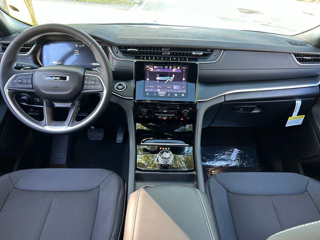 new 2025 Jeep Grand Cherokee L car, priced at $34,792