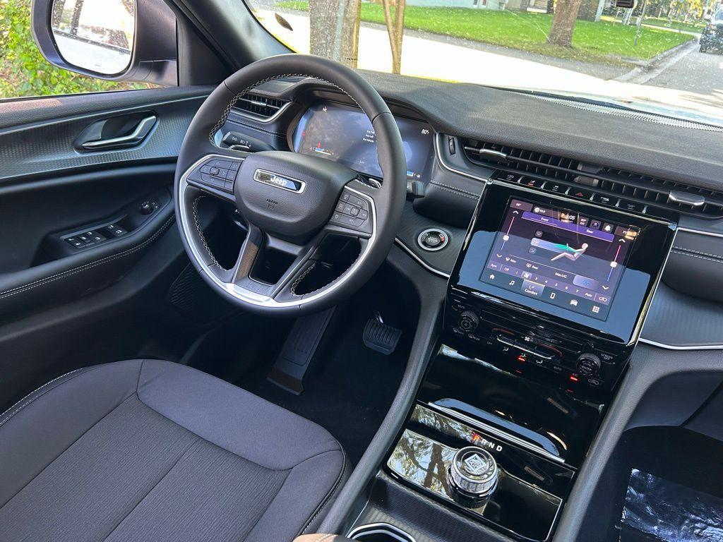 new 2025 Jeep Grand Cherokee L car, priced at $34,792