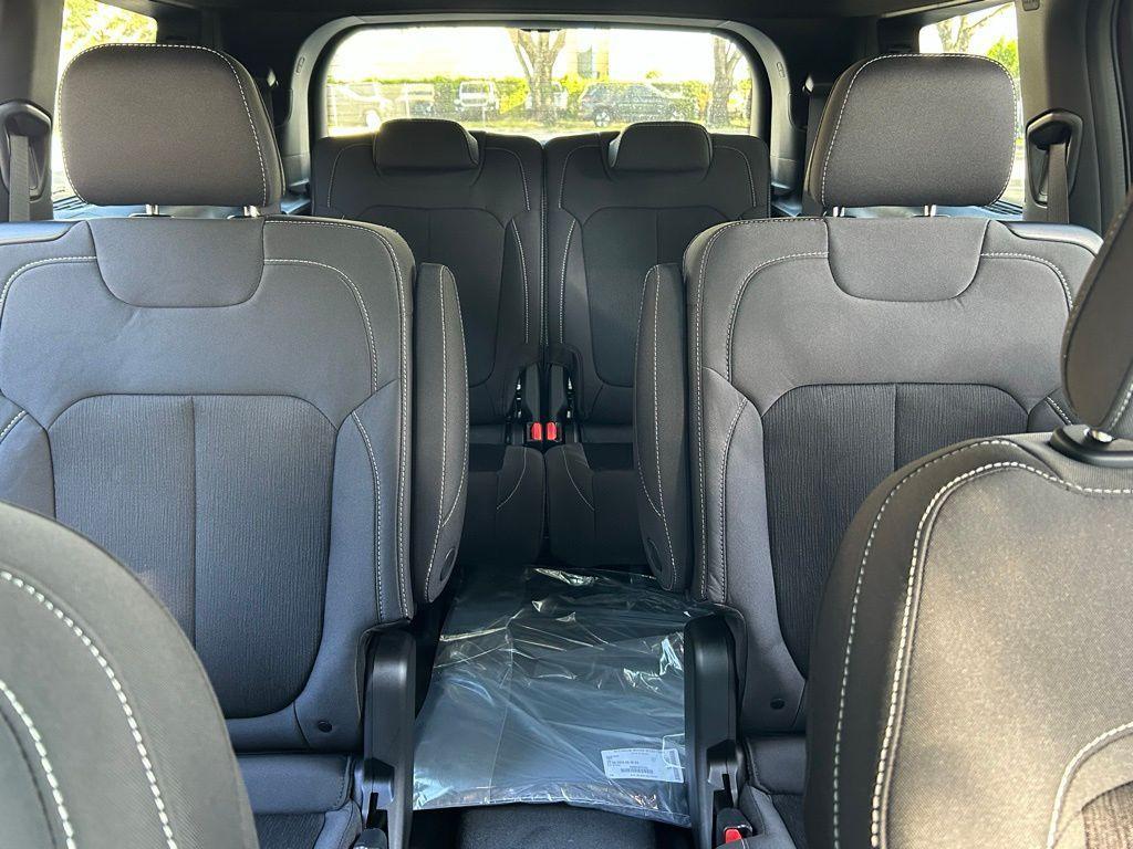 new 2025 Jeep Grand Cherokee L car, priced at $34,792