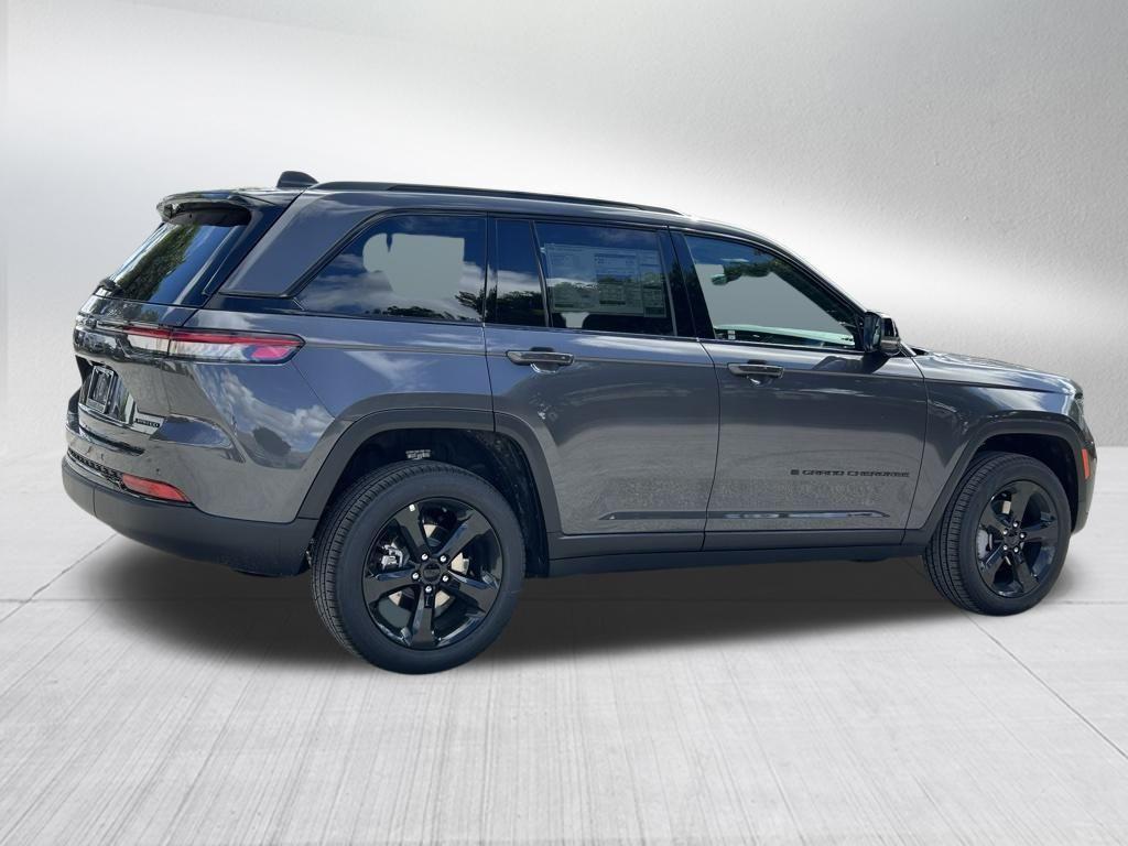 new 2025 Jeep Grand Cherokee car, priced at $39,148