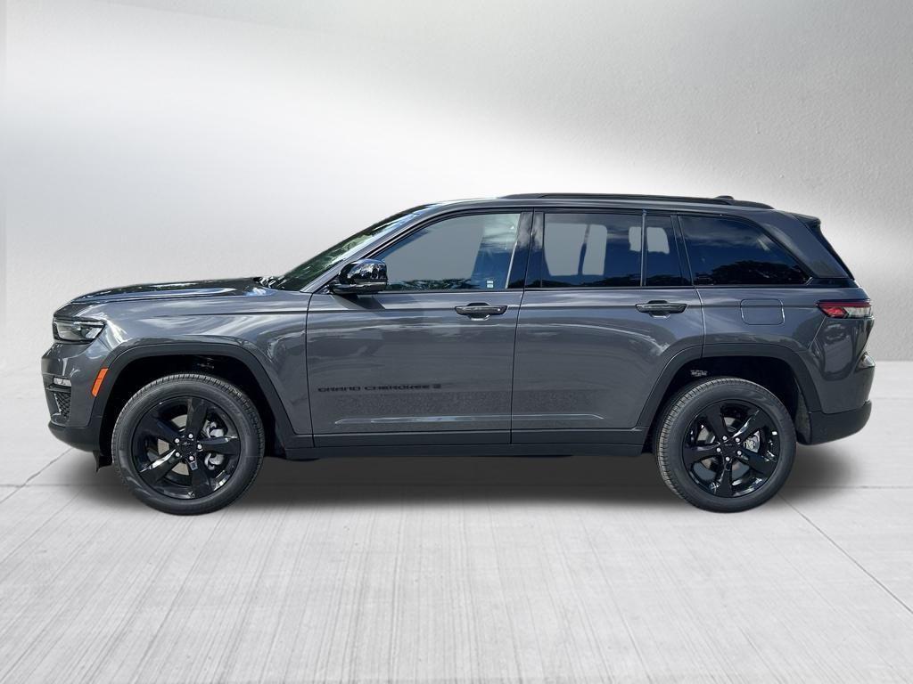 new 2025 Jeep Grand Cherokee car, priced at $39,148