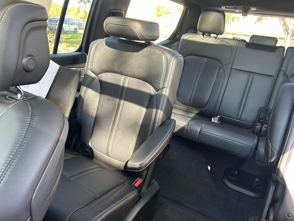 new 2025 Jeep Wagoneer car, priced at $71,118