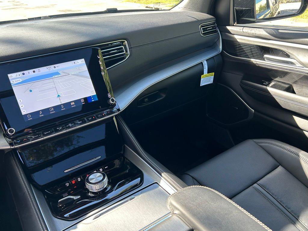 new 2025 Jeep Wagoneer car, priced at $71,118