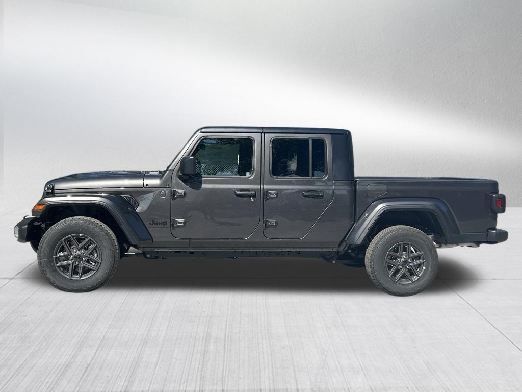 new 2025 Jeep Gladiator car, priced at $45,947