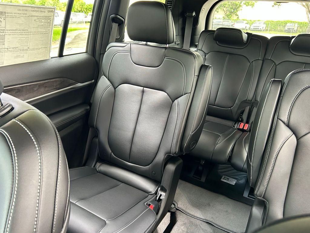 new 2025 Jeep Grand Cherokee L car, priced at $41,200