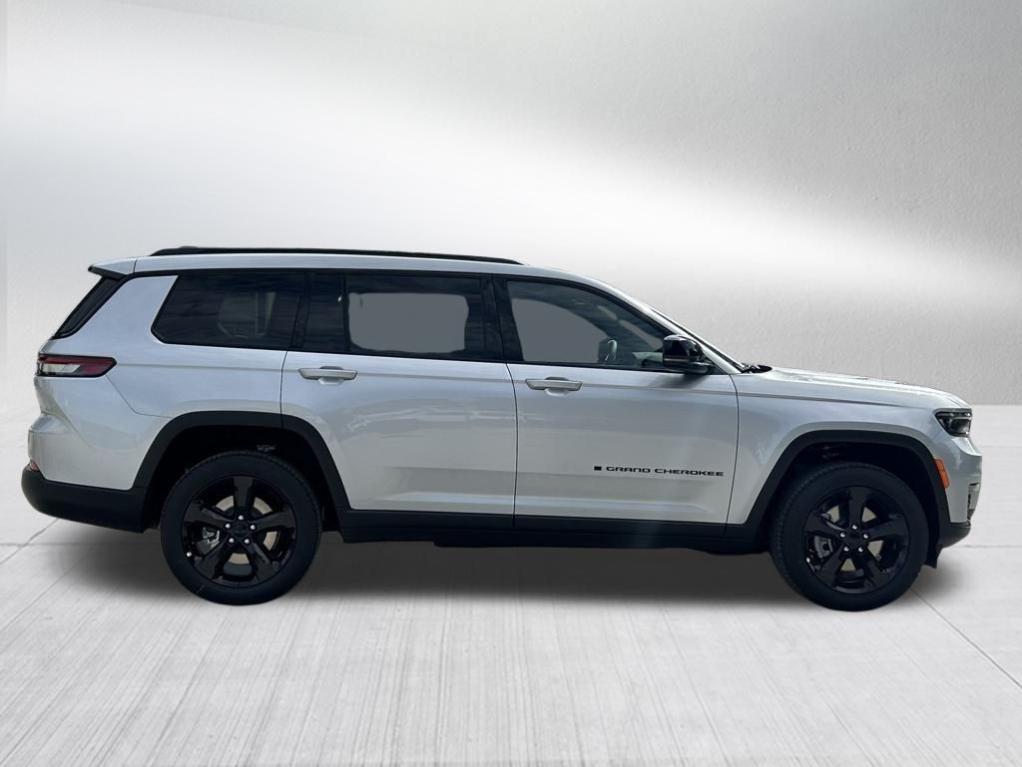 new 2025 Jeep Grand Cherokee L car, priced at $41,200
