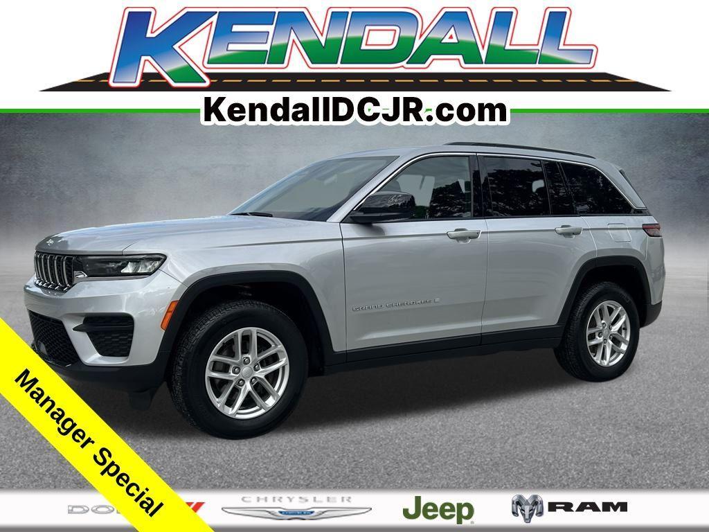 used 2024 Jeep Grand Cherokee car, priced at $29,455