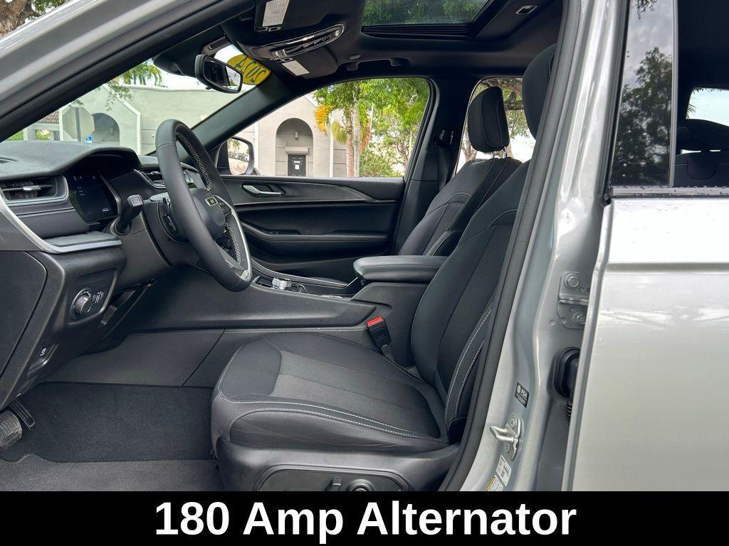 used 2024 Jeep Grand Cherokee car, priced at $31,668