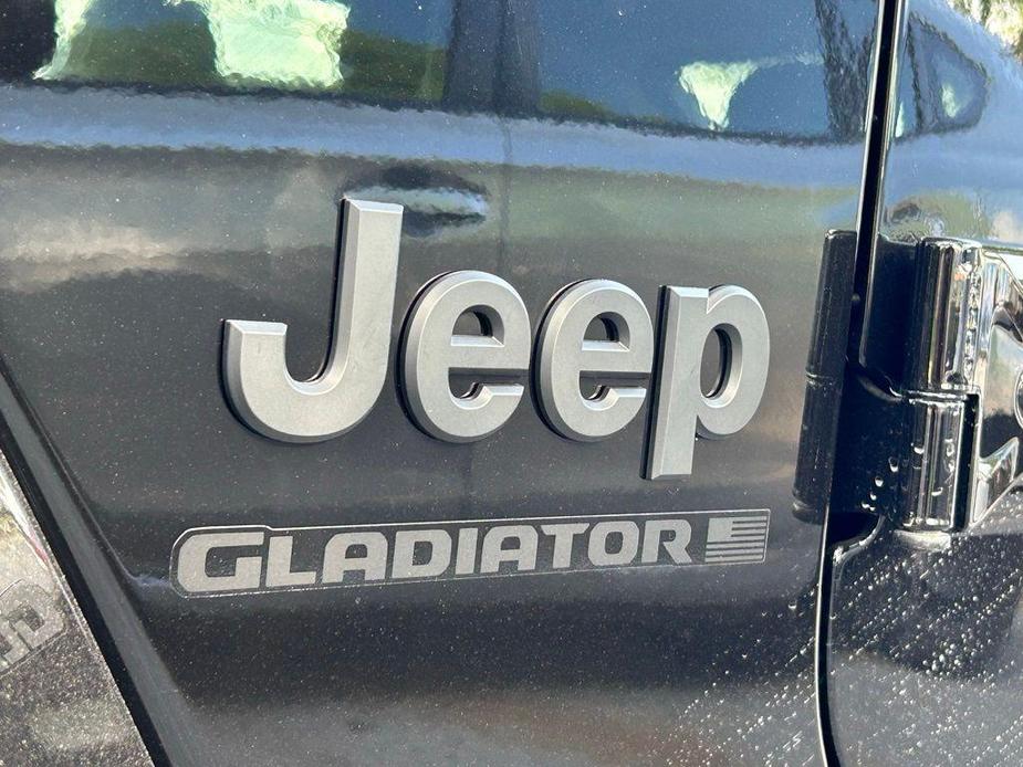 new 2024 Jeep Gladiator car, priced at $55,765