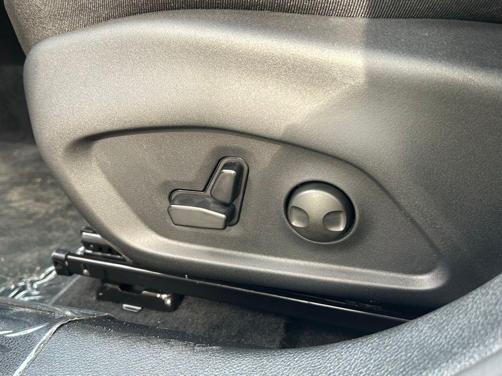 new 2025 Jeep Compass car, priced at $35,305