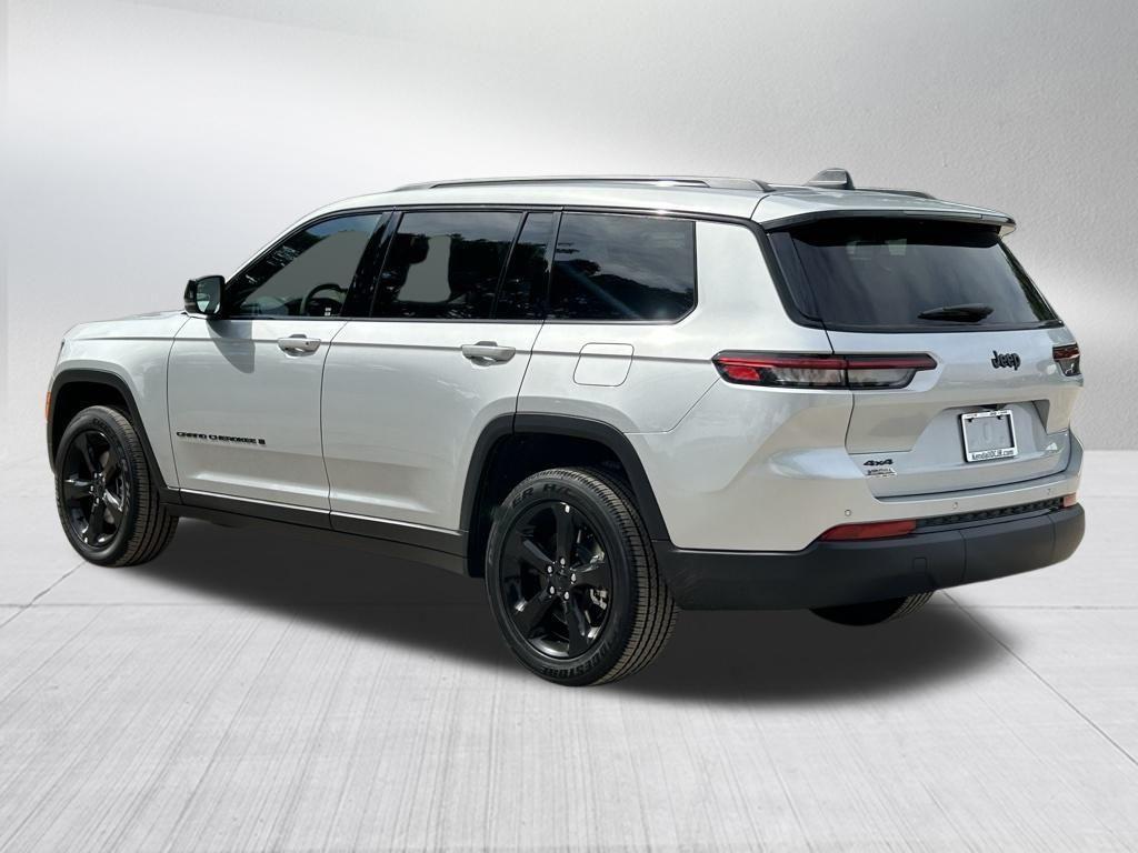 new 2024 Jeep Grand Cherokee L car, priced at $41,002