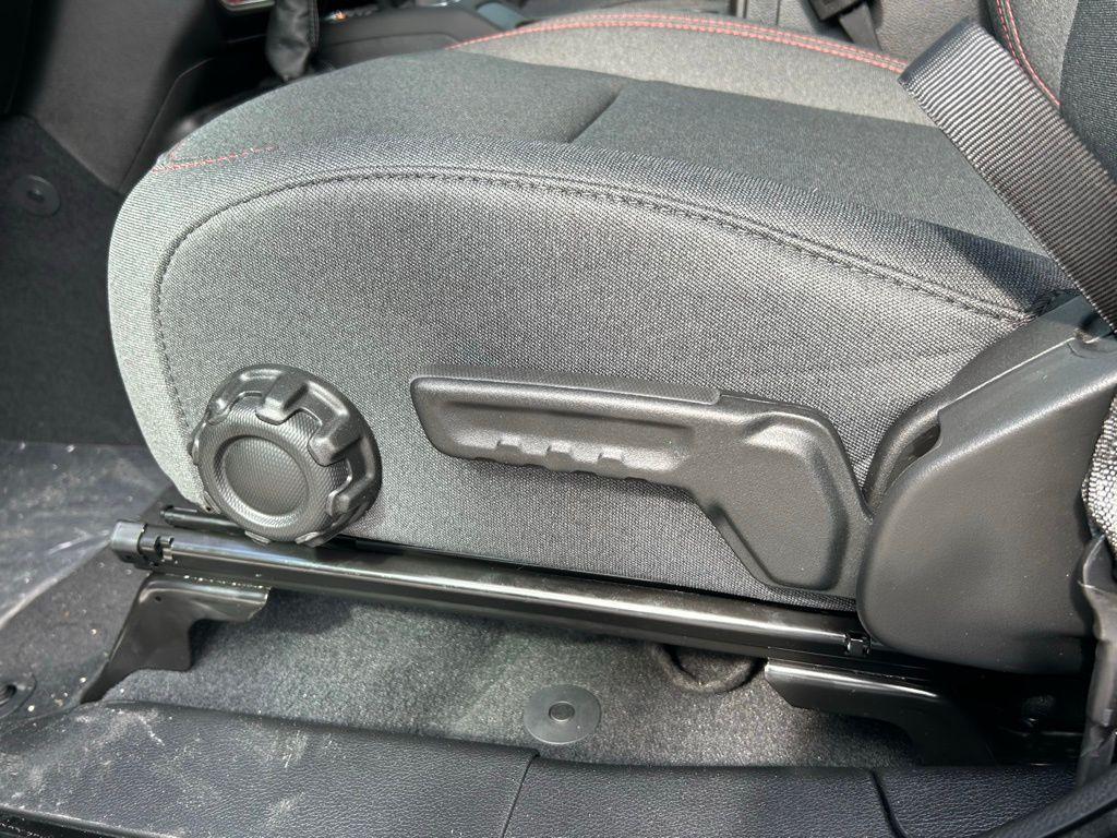 new 2025 Jeep Gladiator car, priced at $47,768