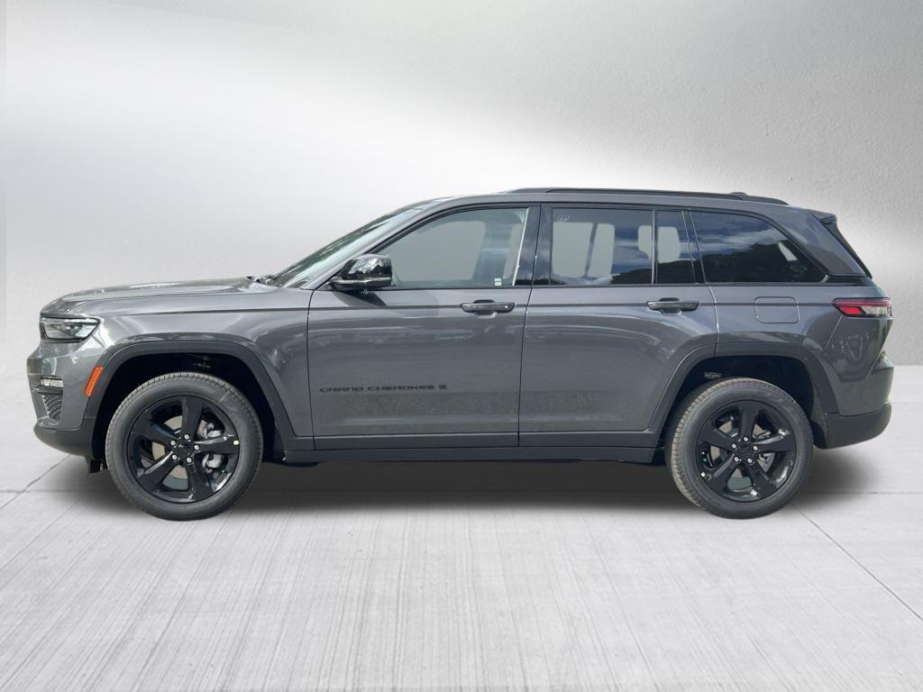 new 2025 Jeep Grand Cherokee car, priced at $40,178