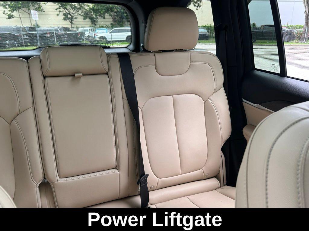 used 2024 Jeep Grand Cherokee car, priced at $38,965