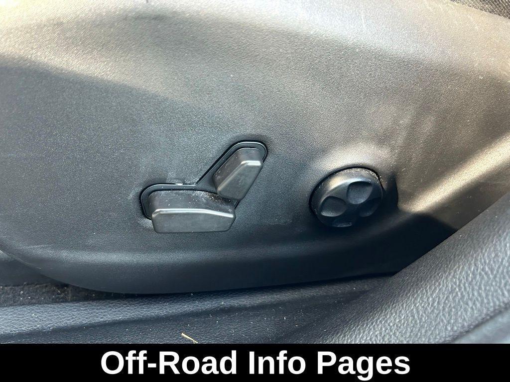 used 2021 Jeep Cherokee car, priced at $21,977