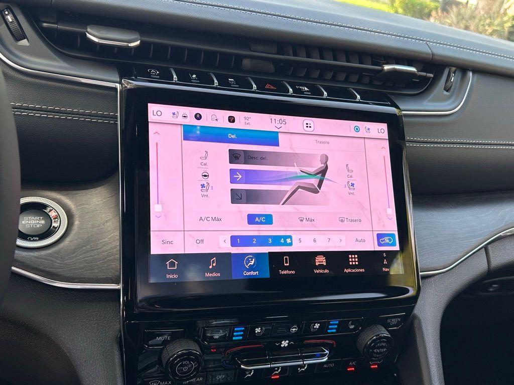 new 2025 Jeep Grand Cherokee L car, priced at $55,618