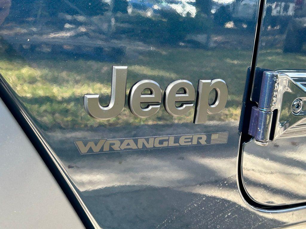 new 2025 Jeep Wrangler car, priced at $46,373