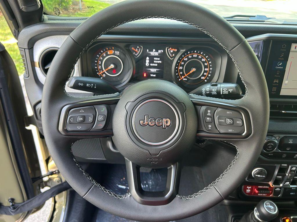 new 2025 Jeep Wrangler car, priced at $51,003