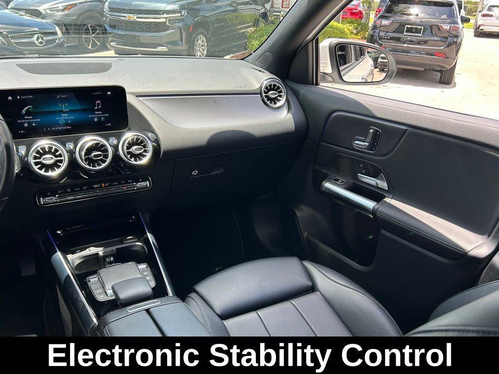 used 2021 Mercedes-Benz GLA 250 car, priced at $23,995