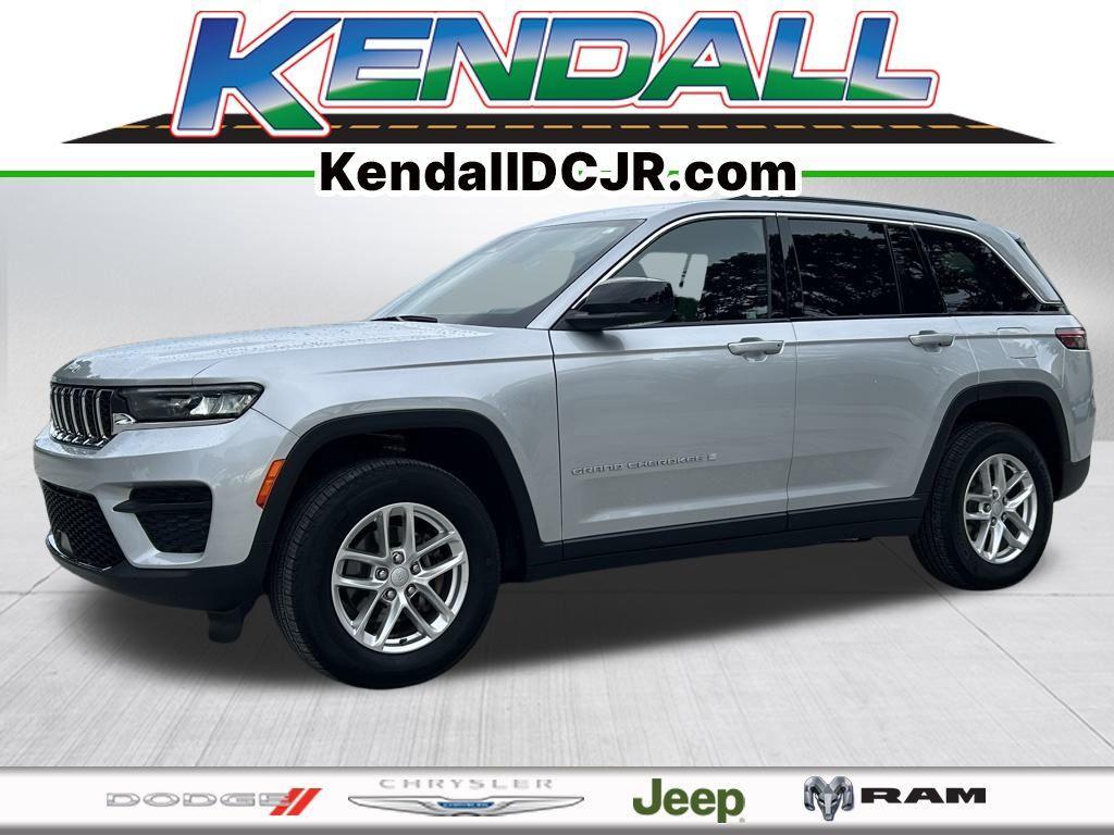 used 2024 Jeep Grand Cherokee car, priced at $28,996