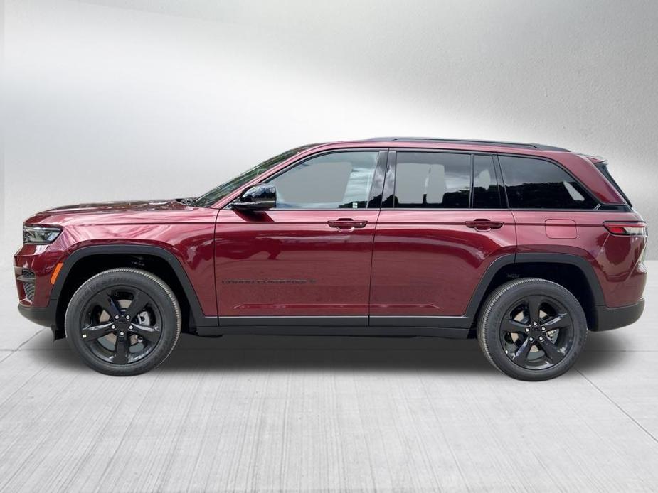 new 2025 Jeep Grand Cherokee car, priced at $42,339