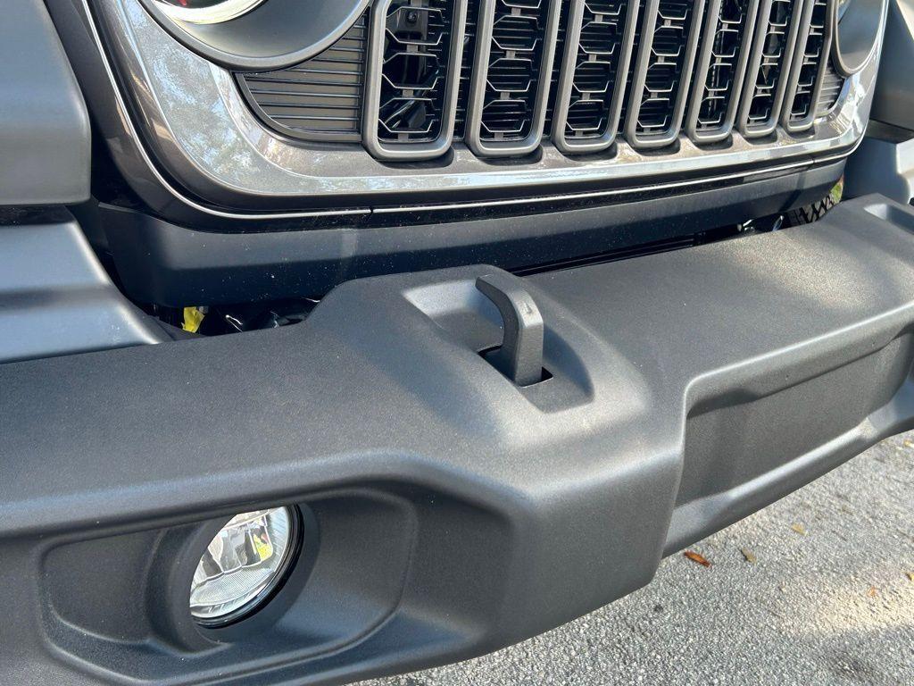 new 2025 Jeep Wrangler car, priced at $37,378