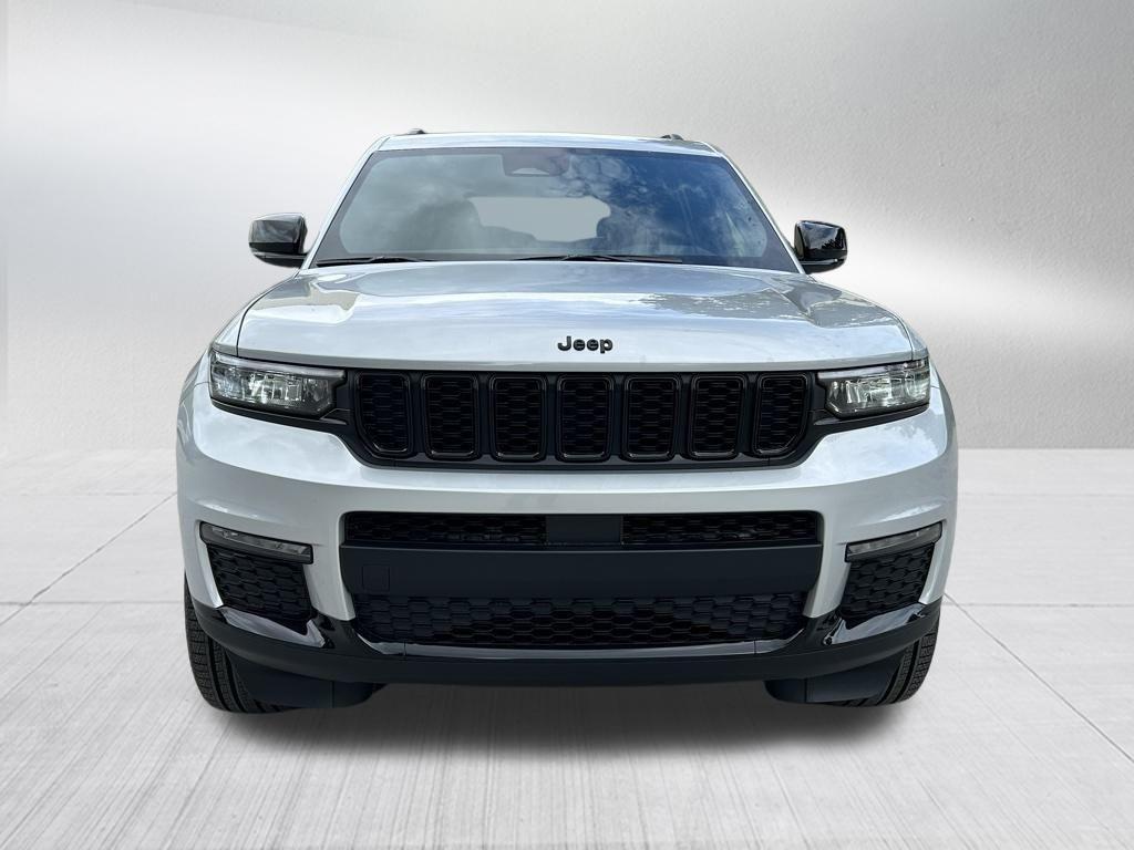 new 2025 Jeep Grand Cherokee L car, priced at $41,200