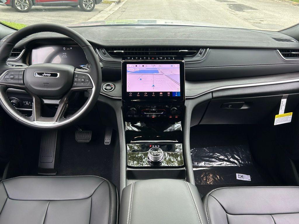 new 2025 Jeep Grand Cherokee L car, priced at $41,200