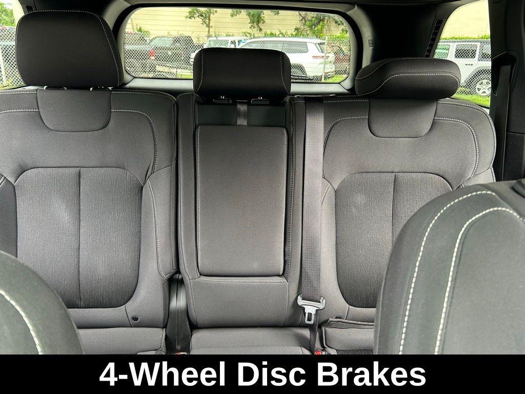 used 2024 Jeep Grand Cherokee car, priced at $28,543