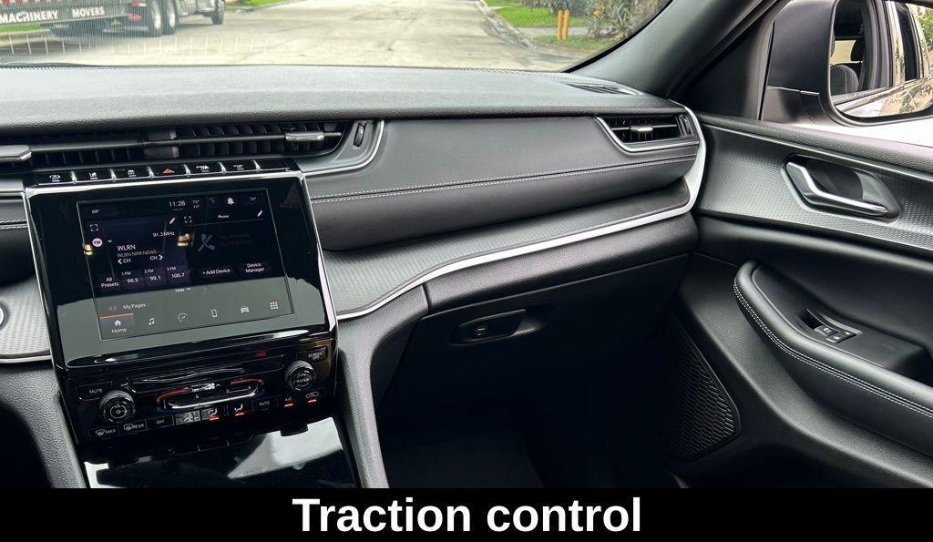 used 2024 Jeep Grand Cherokee car, priced at $28,543