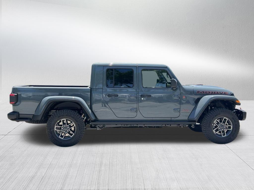 new 2025 Jeep Gladiator car, priced at $52,212