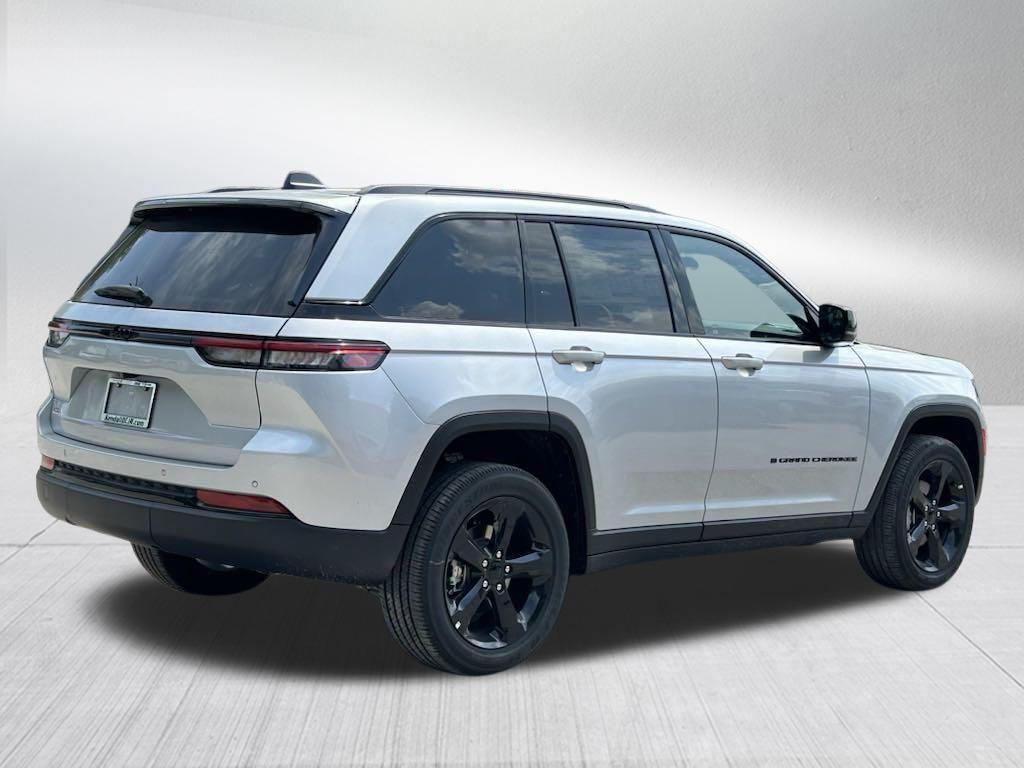 new 2024 Jeep Grand Cherokee car, priced at $37,736