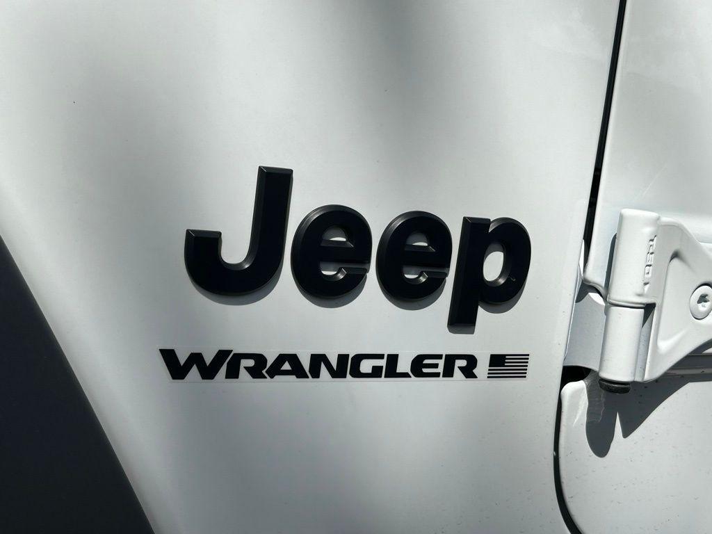 new 2024 Jeep Wrangler car, priced at $46,546