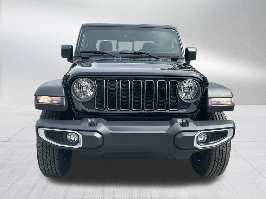 new 2025 Jeep Gladiator car, priced at $41,353