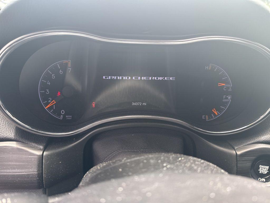 used 2022 Jeep Grand Cherokee WK car, priced at $23,795