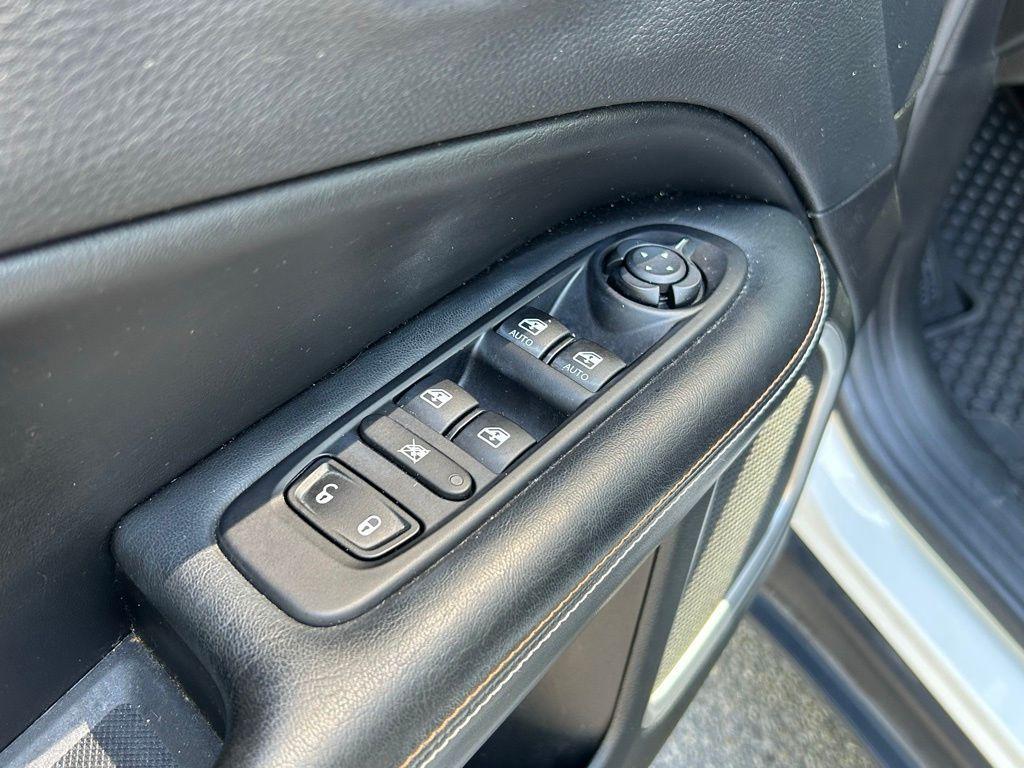 used 2018 Jeep Compass car, priced at $15,499