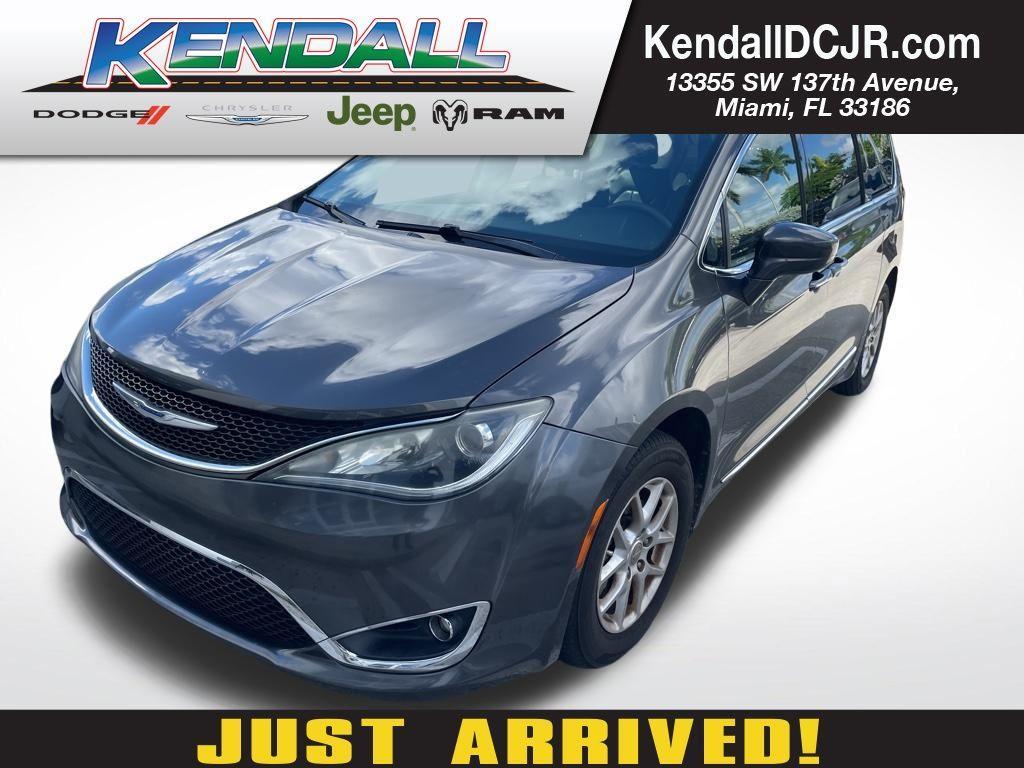 used 2019 Chrysler Pacifica car, priced at $12,996