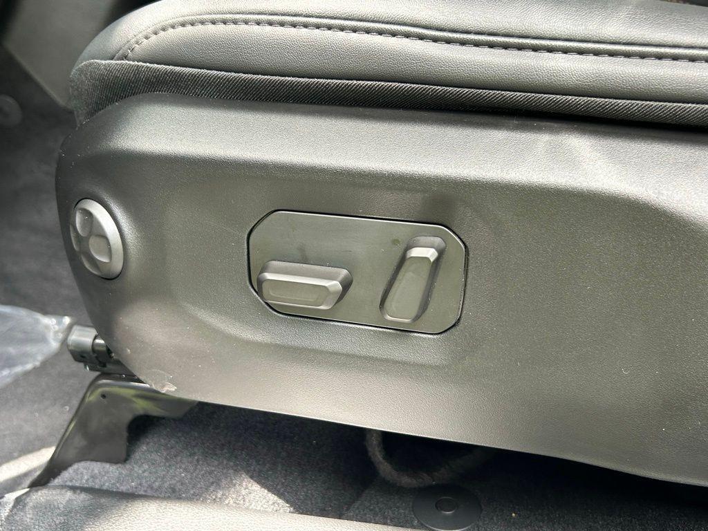 new 2025 Jeep Wrangler car, priced at $99,119